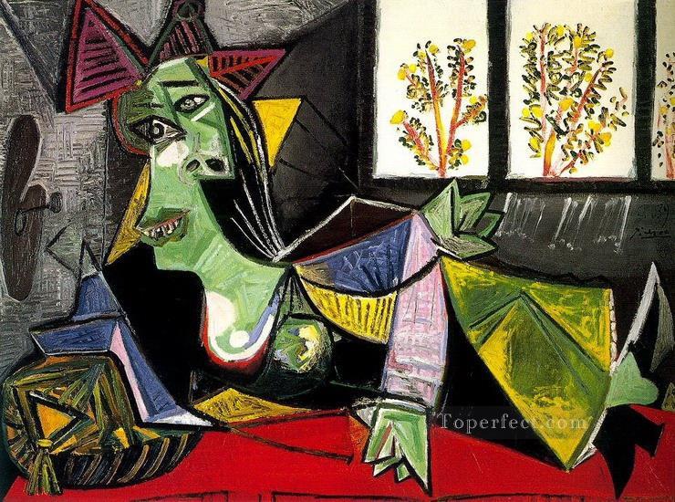 ソファに横たわる女性 ドラ・マール 1939年 キュビスト パブロ・ピカソ油絵